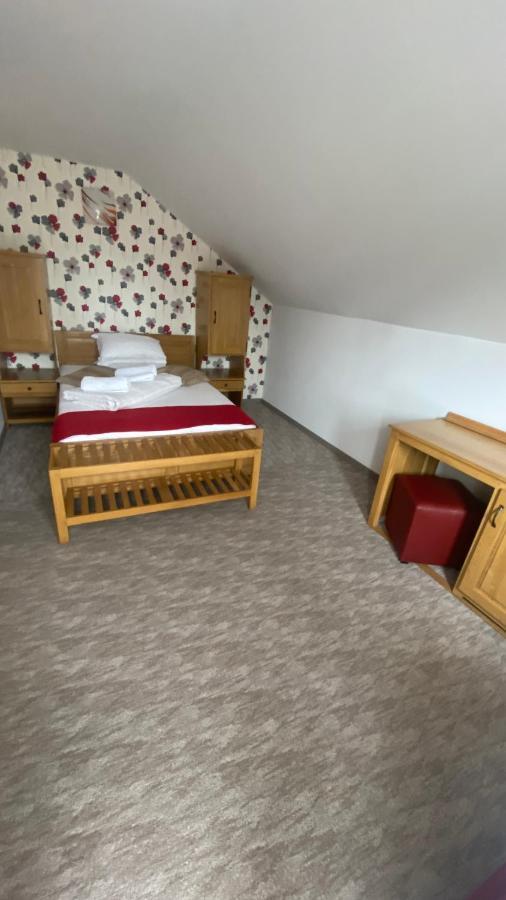 Pension La Viorel Isaila Sibiu Exterior foto